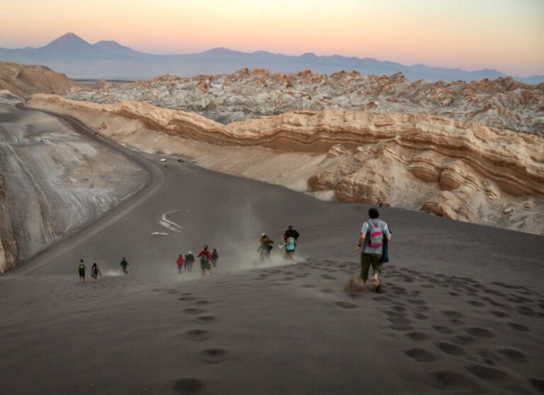 La magia de Chile: 6.435 kilómetros de costa, el desierto más árido del mundo y los glaciares de la Patagonia