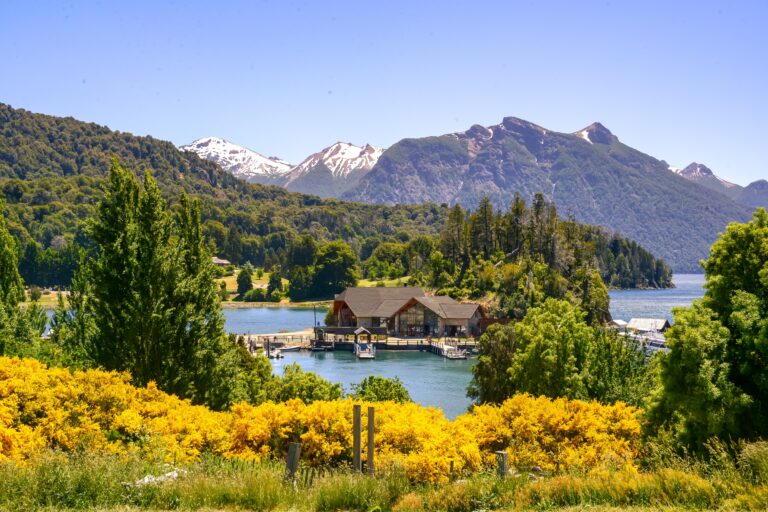 Salta, Bariloche, Ushuaia y Calafate: cuatro destinos en Argentina para explorar en familia