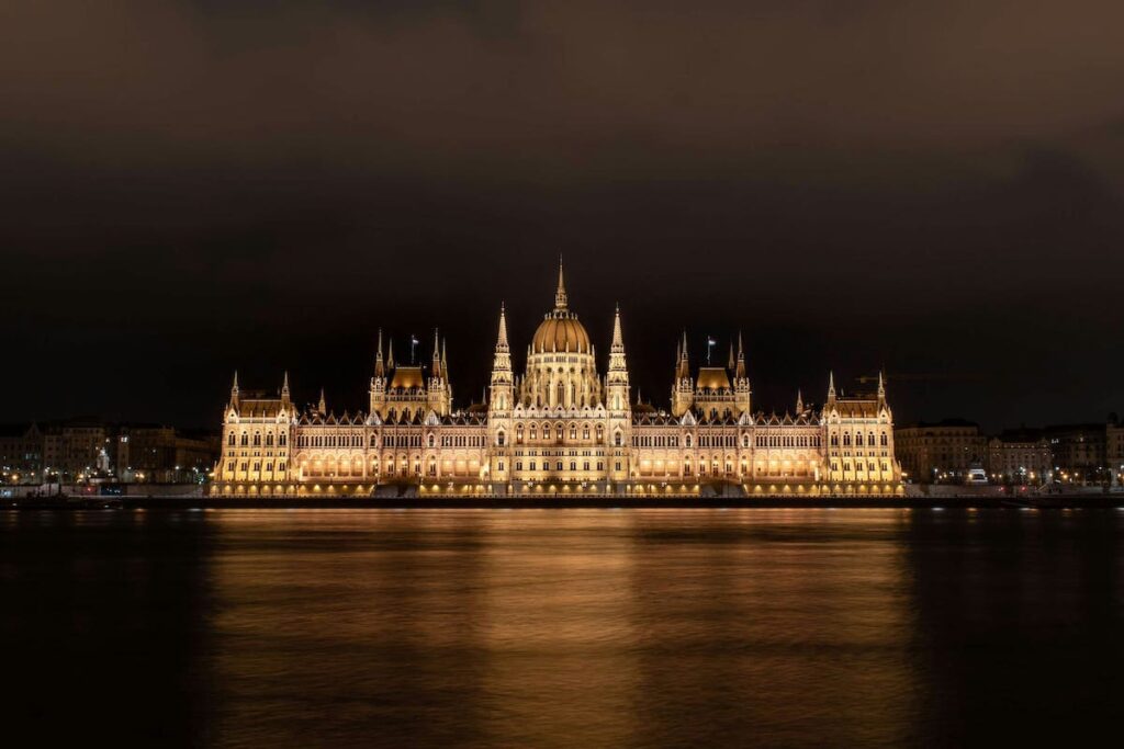 El Parlamento de Hungría en Budapest