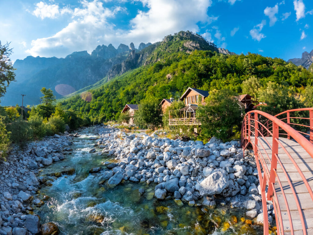 Trekking en los alpes albaneses