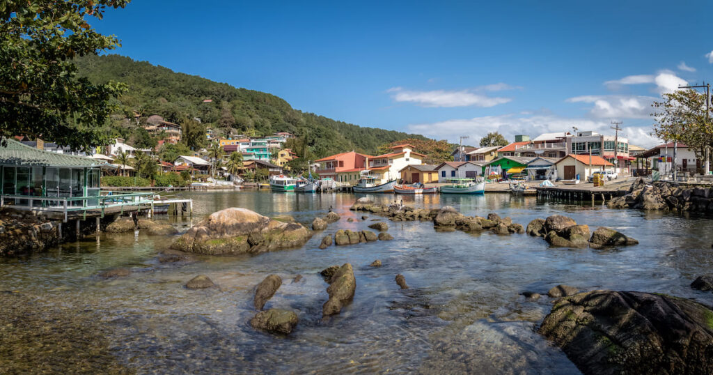 Casas sobre el mar en Florianópolis, Santa Catarina