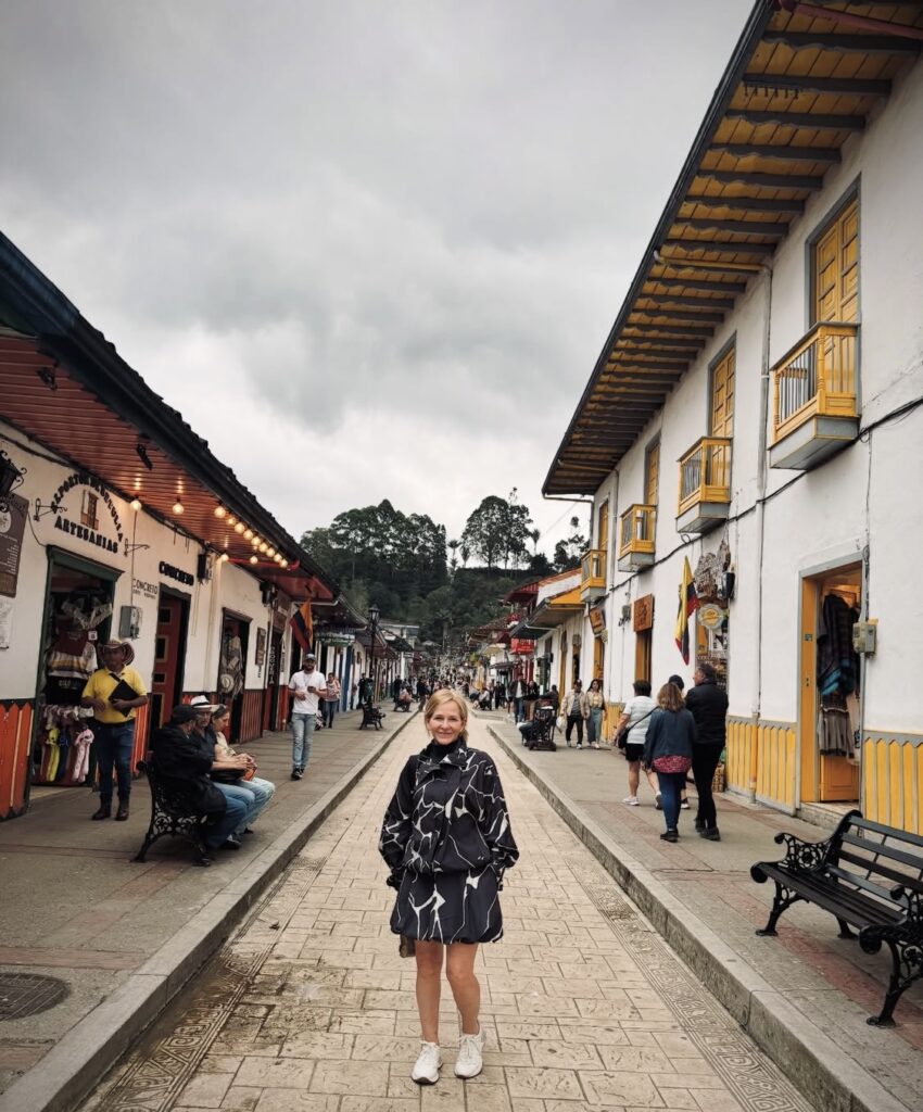 Rose Galfione en Pereira, Eje Cafetero de Colombia - Simplemente Rose en Colombia junto a Jetmar