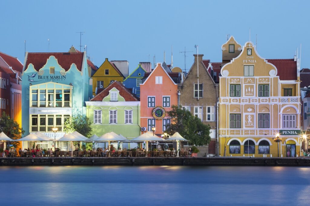 arquitectura holandesa en la isla caribeña de Curaçao 