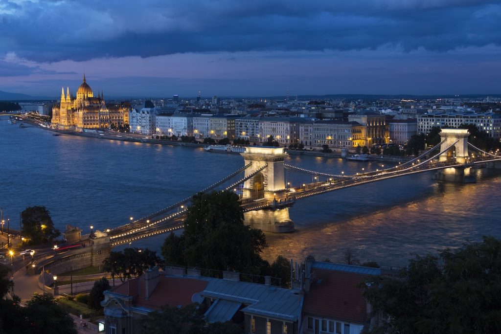 Budapest, Hungría. Viajá desde Uruguay. 