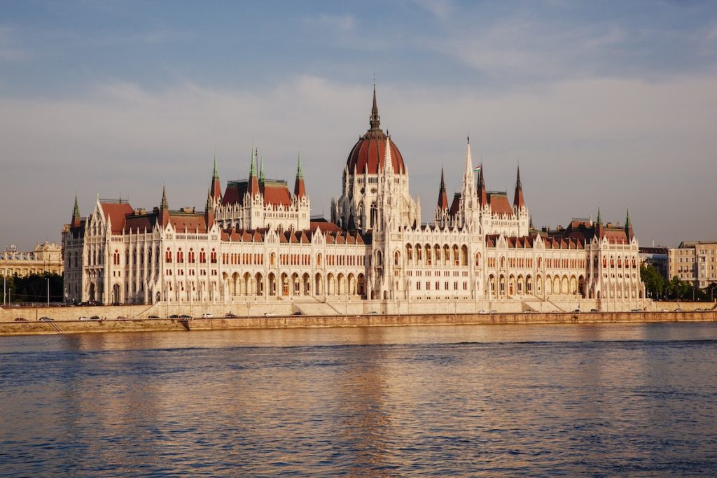 Budapest, Hungría. Viajá desde Uruguay. 