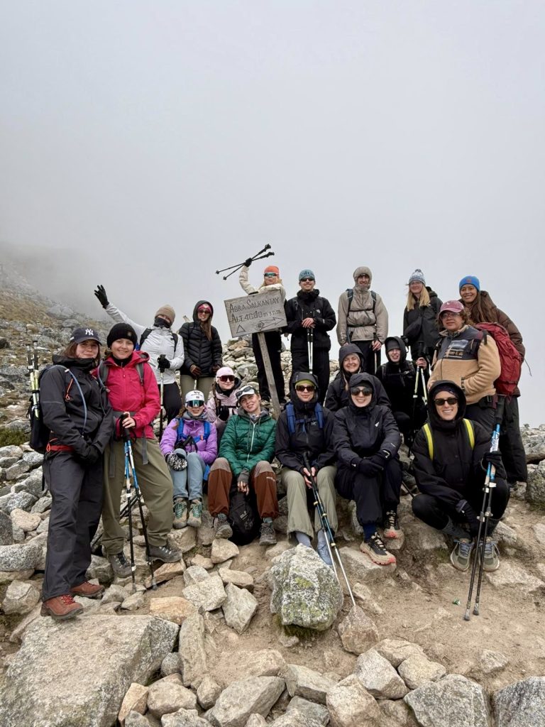 Salkantay Trek hasta Machu Picchu, cima del Abra Salkantay
